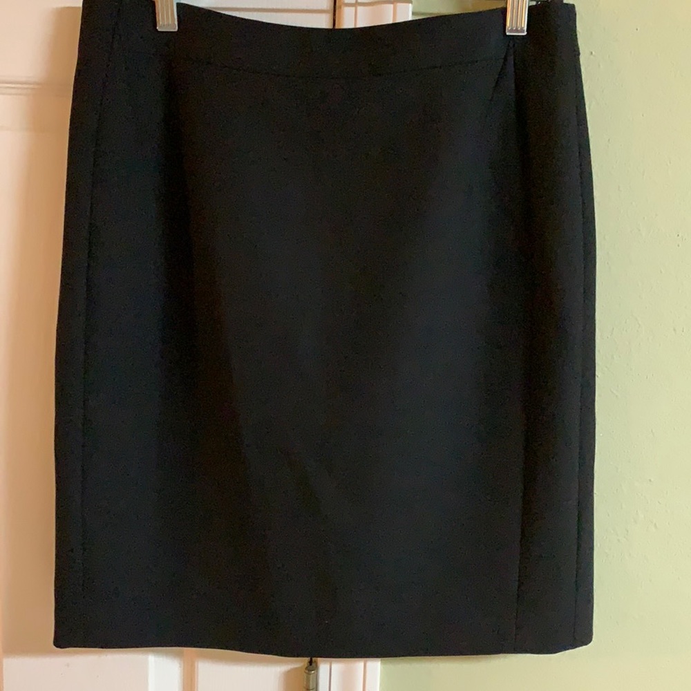 Suit skirt